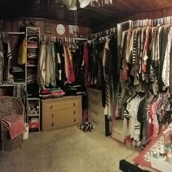 Meet your Posher, Mal - Picture 3 of 10